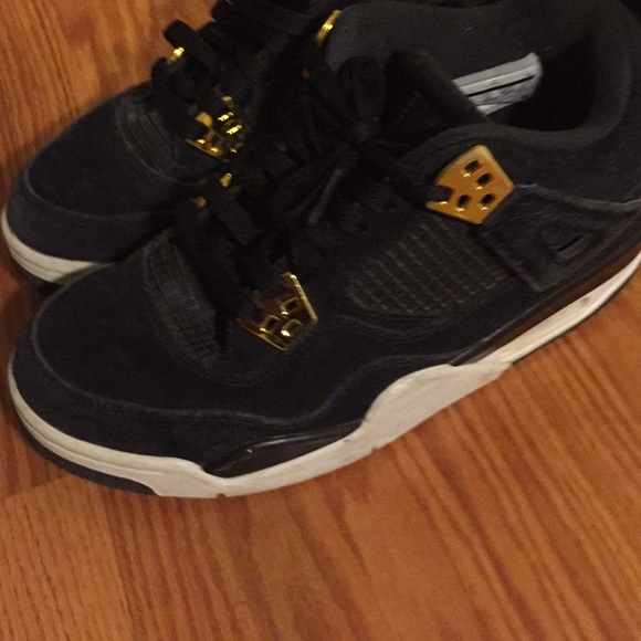 Shoes - Picture 2 of 2